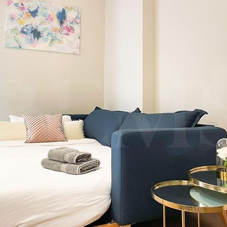 Cozy Apartment With Parking In The Center By Rems Malaga Luaran gambar