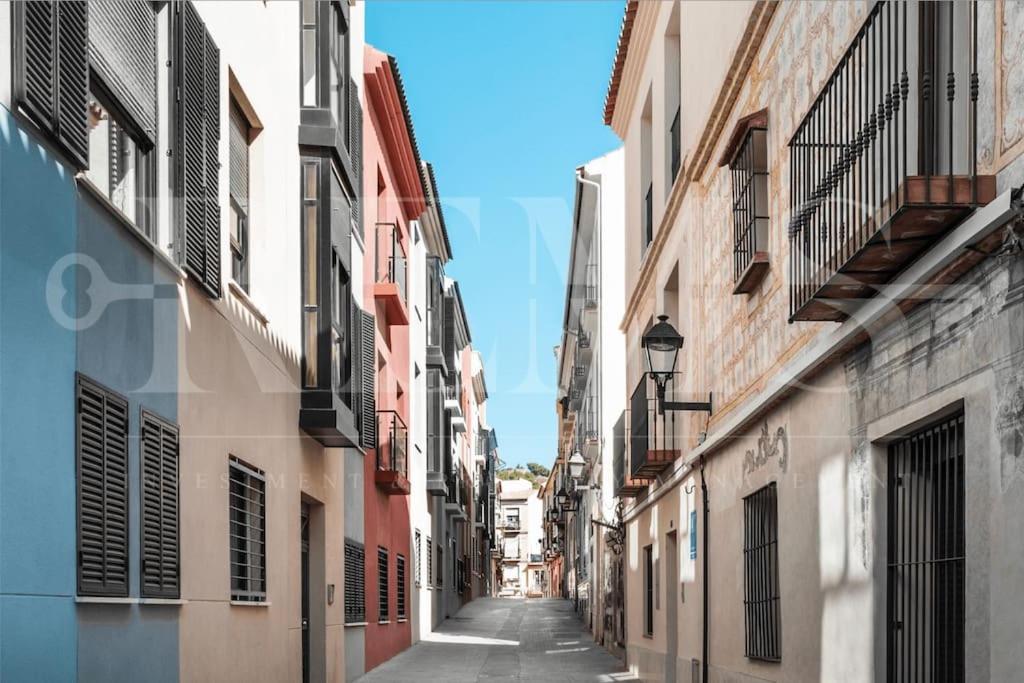 Cozy Apartment With Parking In The Center By Rems Malaga Luaran gambar