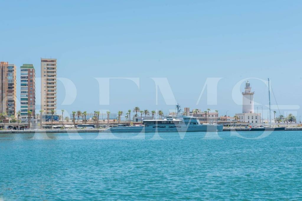 Cozy Apartment With Parking In The Center By Rems Malaga Luaran gambar