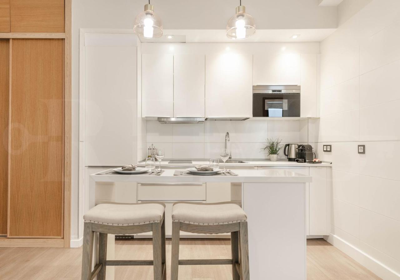 Cozy Apartment With Parking In The Center By Rems Malaga Luaran gambar