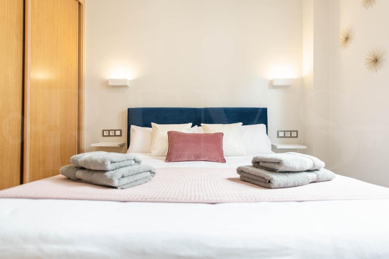 Cozy Apartment With Parking In The Center By Rems Malaga Luaran gambar