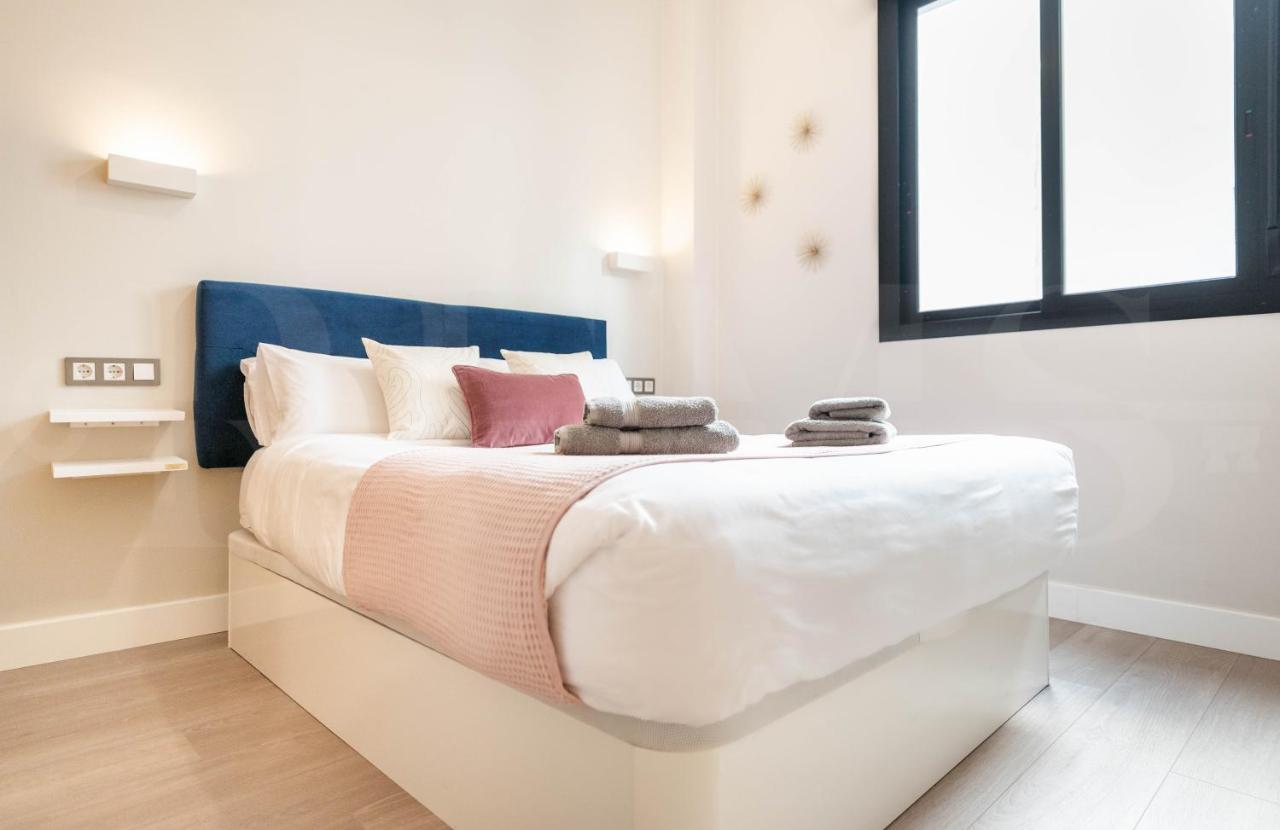 Cozy Apartment With Parking In The Center By Rems Malaga Luaran gambar