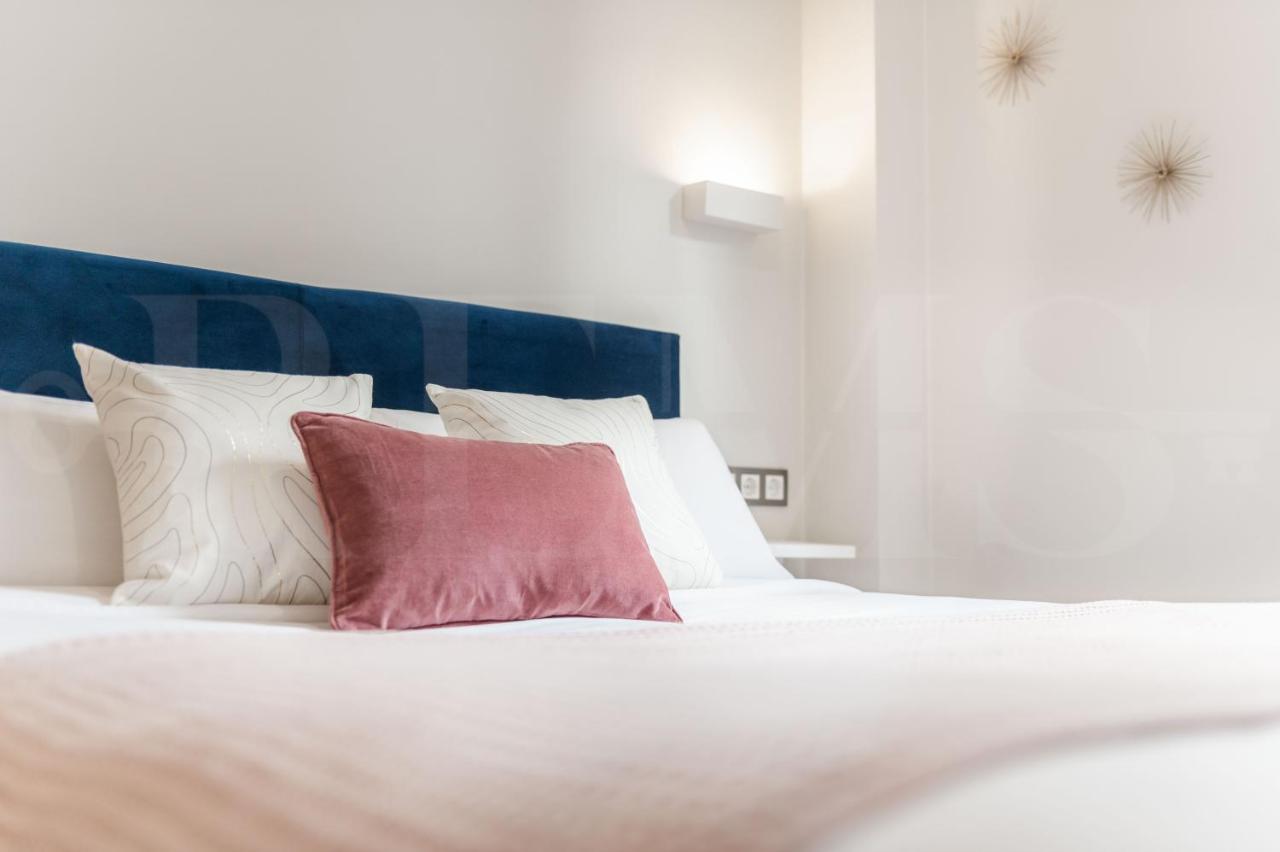 Cozy Apartment With Parking In The Center By Rems Malaga Luaran gambar
